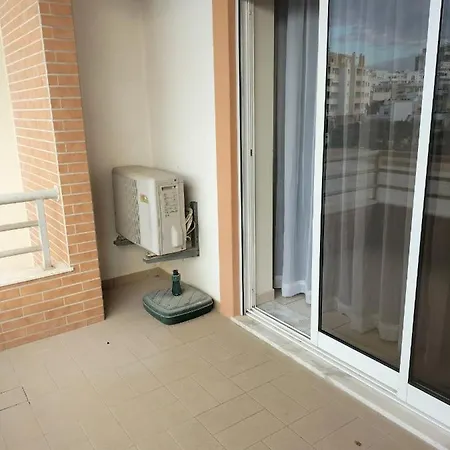 T2 Infante Ac Wifi Garagem 50m Апартаменты