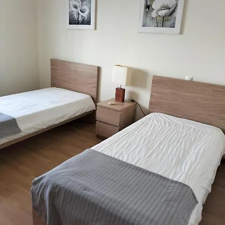 Appartement T2 Infante Ac Wifi Garagem 50m *