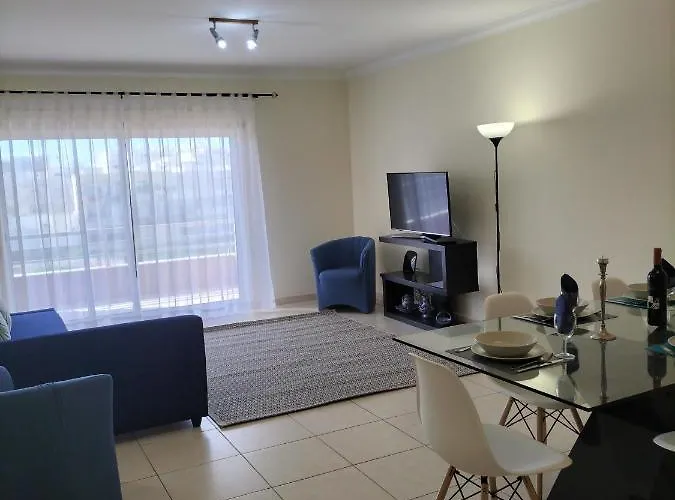 T2 Infante Ac Wifi Garagem 50m * Quarteira