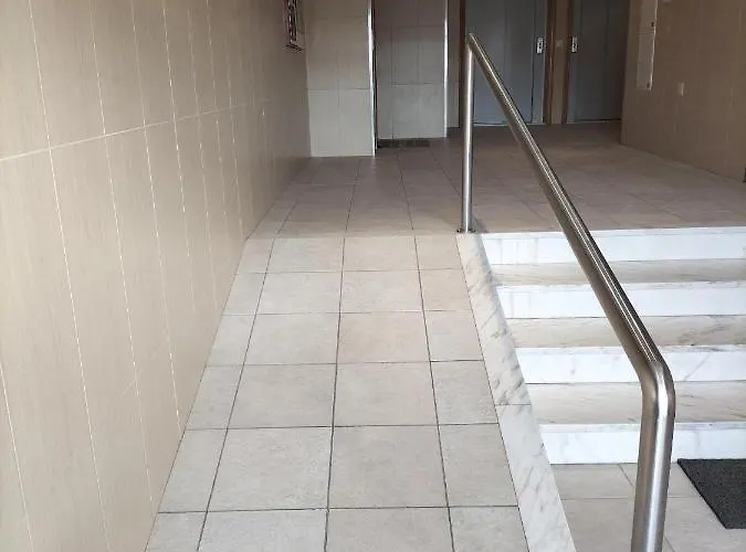 T2 Infante Ac Wifi Garagem 50m Appartamento *