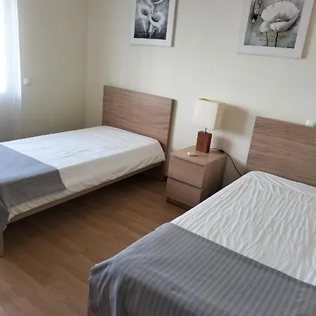 T2 Infante Ac Wifi Garagem 50m * Quarteira