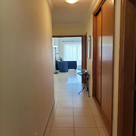 T2 Infante Ac Wifi Garagem 50m Apartment *