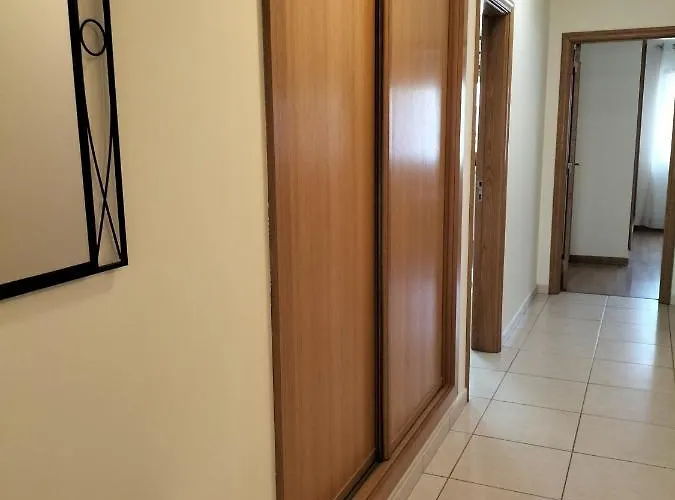 Appartement T2 Infante Ac Wifi Garagem 50m *