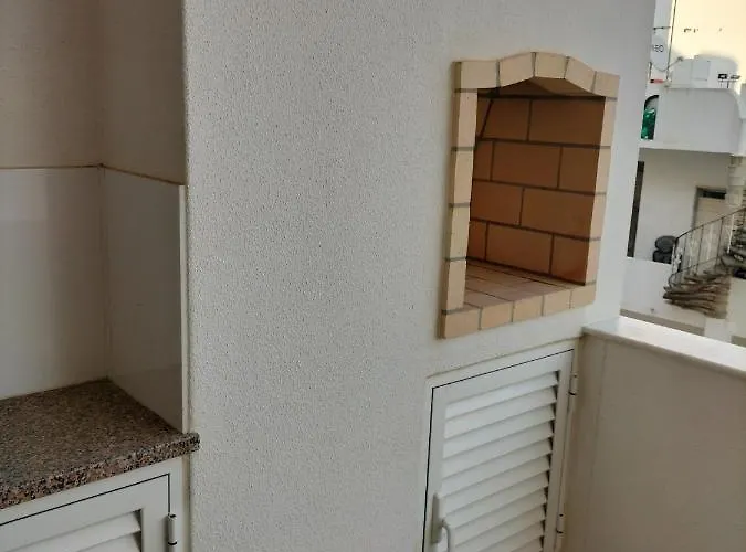 T2 Infante Ac Wifi Garagem 50m Appartement Quarteira