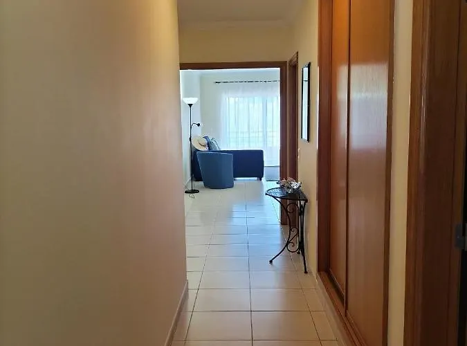 T2 Infante Ac Wifi Garagem 50m Appartement *